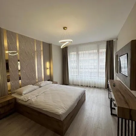 Center Apartment, Sisli, Near Metro